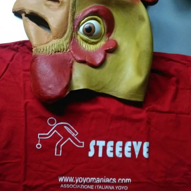 day076 yoyo yoyomaniacs associazione Steeeve pollodigomma mask rubberchicken 1tshirtaday unamagliettaalgiorno onetshirtaday maglietta tshirt tshirts magliette unafotoalgiorno nofilter noiron iononstiro esivede