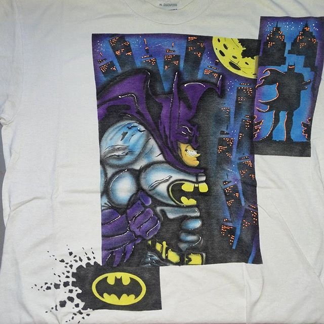 day145 1tshirtaday batman camdentown manyyearsago batlogo darkknight 1990 unamagliettaalgiorno onetshirtaday maglietta tshirt tshirts magliette unafotoalgiorno nofilter noiron iononstiro esivede