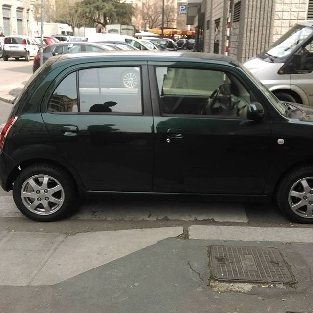 Immagine di repertorio, per stasera la smetto. guardamilano parcheggio sulle strisce 3