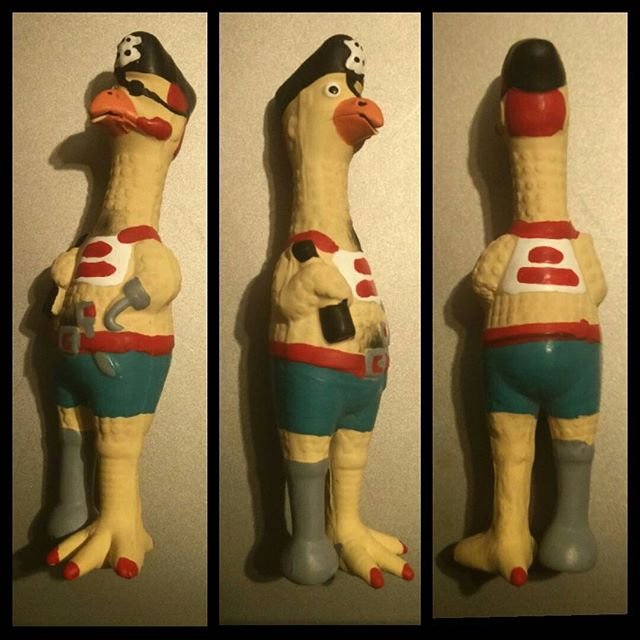 Sì dice che questo pasta sia il pezzo numero 146 pollodigomma pollidigomma rubberchicken collection collezione piratesofthecaribbean pirata