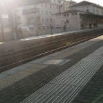 Ci sono treni che ti portano in un senso, altri che ti portano in quello opposto ma sempre in uno dei due.Se invece ti portano lateralmente vuol dire che stai deragliando e non è bello.sceglilatuastrada allin