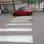 Ma la poliziamunicipale in via arconti a Gallarate non ci passa mai? E il prioritario di sta macchina un altro parcheggio non lo trova mai?parcheggi Milano varese polizia treno train storieinmetro storiedituttiigiorni