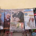 Ma quella cosa chiamata apologia del fascismo in edicola a Gallarate è sospesa?E poi, mette benito tra papafrancesco e padrepio non mi sembra il massimo…