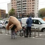 &034;Papà, papà mi compri un orso di peluche? Un orso solo dai! Più non ti chiedo più niente fino a domani! Lo metto nel mio letto e dormo con lui, mi proteggerà e mi farà sentire sicuro.&034;big bear birthday present puppy puppylove  orsetto