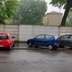 Da un lato due parcheggi a lisca di pesce dell&039;altro un parcheggio a testadicazzo parcheggimilanesi percheiosoioevoinonsieteuncazzo milaneseimbruttito Milanomilan milanofashionweek park