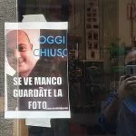 All'improvviso il genio#Lugano #oggi #chiuso #cartello #genio #percheiosoioevoinonsieteuncazzo #ticino #swiss #🤣 # # #😎 #